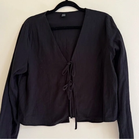 Shein Black Women's Top - Picture 2 of 5